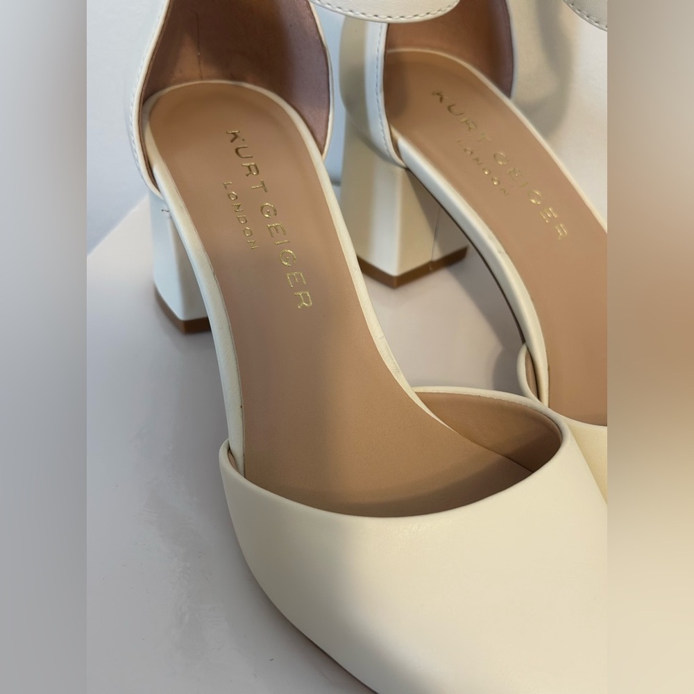 NWT Kurt Geiger Ivory Point Block Heels (Size 7) - Picture 2 of 5